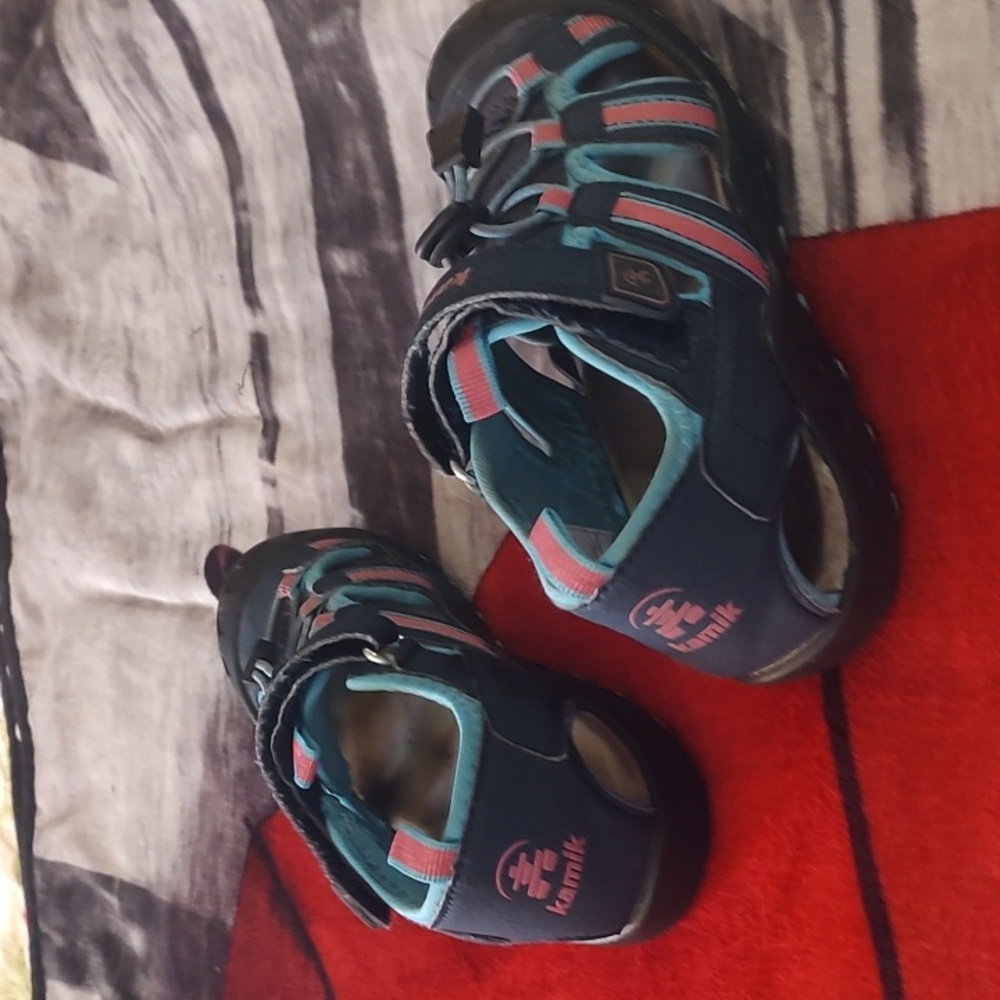 Kamik Shoes - Picture 7 of 10